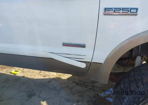 2006 Ford F-250 Lariat/Xl/Xlt z USA, uszkodzony, nr VIN 1FTSW21P36EB98759